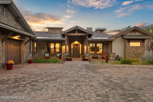 Property Slideshow image 3 of 80 | 14335 n three sisters dr, Prescott, AZ, 86305