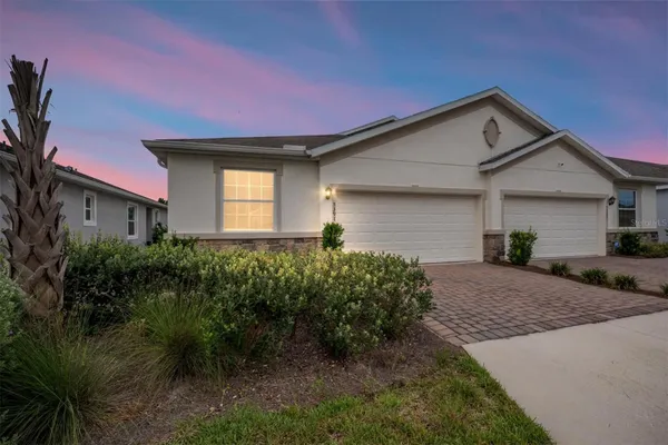 Property Slideshow image 2 of 37 | 5391 nw 46th lane rd, Ocala, FL, 34482
