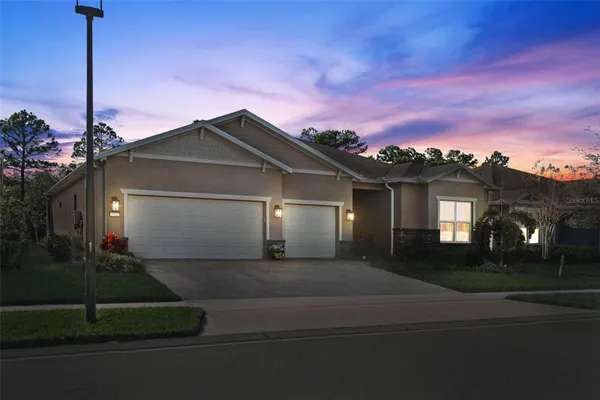 Property Slideshow image 2 of 60 | 2722 river creek ln, St Cloud, FL, 34771