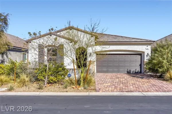 Property Slideshow image 2 of 27 | 12 tatahatso point st, Henderson, NV, 89011