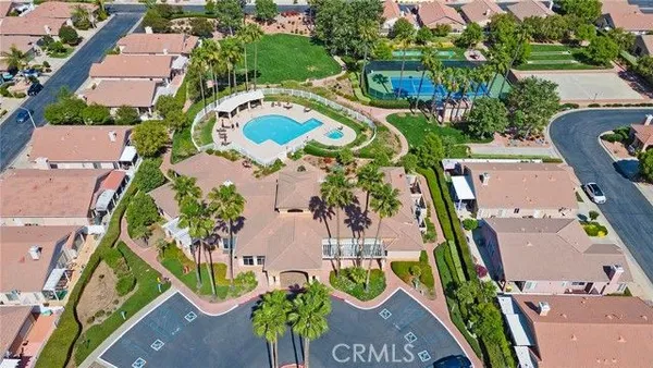 Property Slideshow image 3 of 53 | 27927 blaze ln, Sun City, CA, 92585