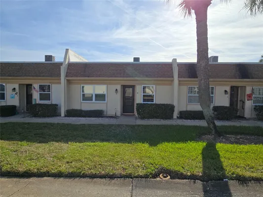 Property Slideshow image 3 of 22 | 11130 carriage hill dr apt 4, Port Richey, FL, 34668