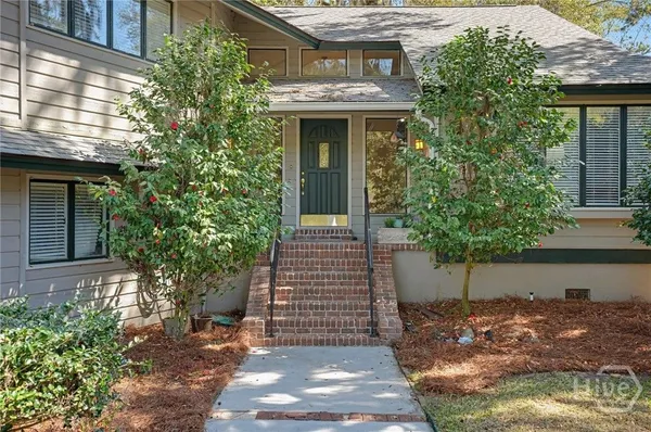 Property Slideshow image 2 of 32 | 302 willeford dr, Savannah, GA, 31411