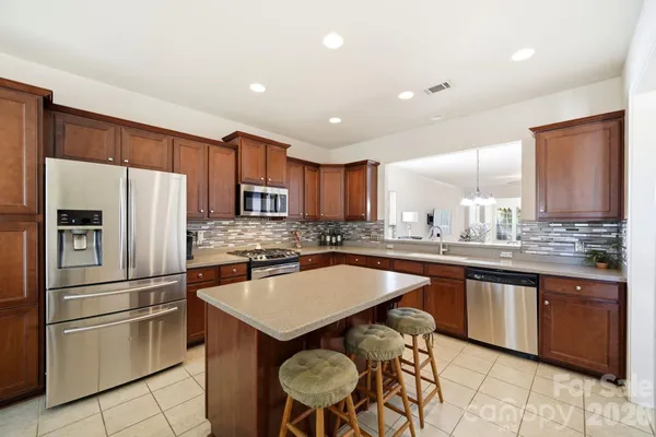 Property Slideshow image 3 of 33 | 4014 twiddy st, Fort Mill, SC, 29707