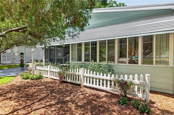 Property Slideshow image 3 of 64 | 1736 pebble beach ln, The Villages, FL, 32159