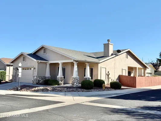Property Slideshow image 2 of 25 | 1183 gardenia ln, Prescott, AZ, 86305