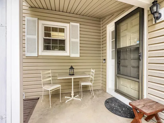 Property Slideshow image 2 of 32 | 3292 s heather gardens way, Aurora, CO, 80014