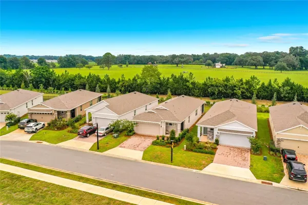 Property Slideshow image 2 of 53 | 4143 nw 44th cir, Ocala, FL, 34482