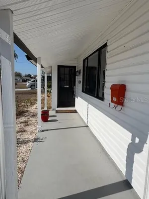 Property Slideshow image 3 of 54 | 1021 augusta dr, Sun City Center, FL, 33573