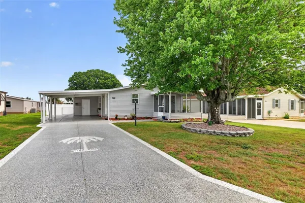 Property Slideshow image 2 of 23 | 728 prado dr, Lady Lake, FL, 32159