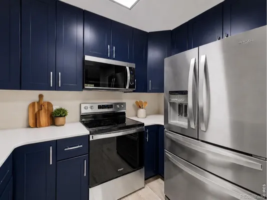 Property Slideshow image 3 of 50 | 605 s alton way 12c, Denver, CO, 80247