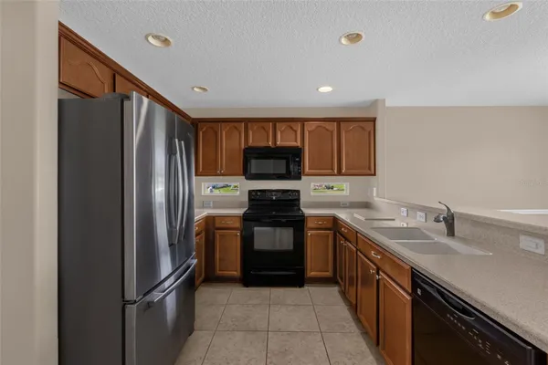 Property Slideshow image 2 of 48 | 5901 candle glow pl, Leesburg, FL, 34748