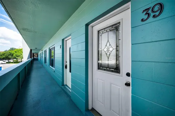 Property Slideshow image 3 of 37 | 2043 denmark st 39, Clearwater, FL, 33763