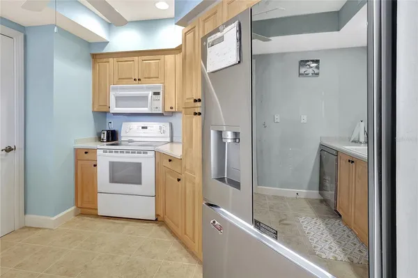 Property Slideshow image 3 of 32 | 3191 matecumbe key rd 607, Punta Gorda, FL, 33955
