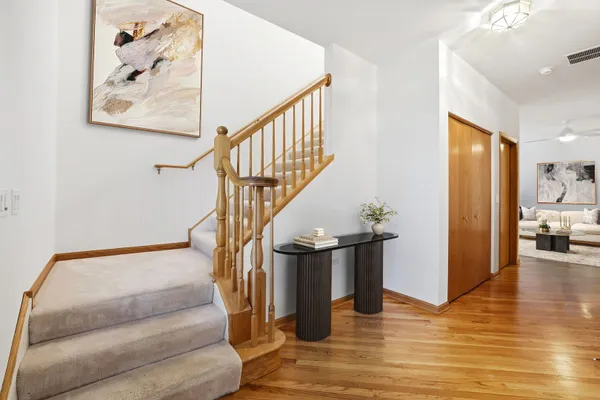 Property Slideshow image 2 of 25 | 611 belmont ln, Carol Stream, IL, 60188