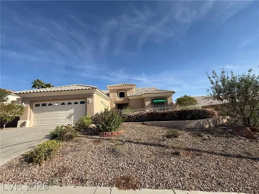 Property Slideshow image 2 of 5 | 10400 willamette pl, Las Vegas, NV, 89134
