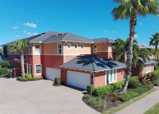 Property Slideshow image 2 of 45 | 1268 riverscape st c, Bradenton, FL, 34208