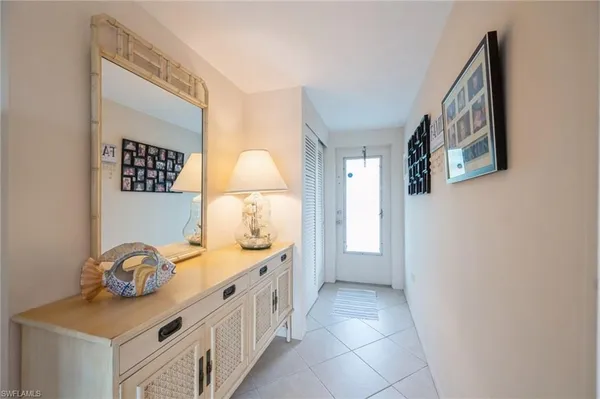 Property Slideshow image 2 of 23 | 2064 alamanda dr 15, Naples, FL, 34102