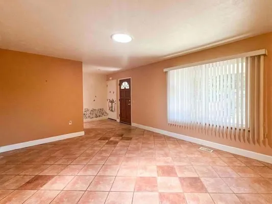 Property Slideshow image 3 of 16 | 164 mckinley cir, Vacaville, CA, 95687