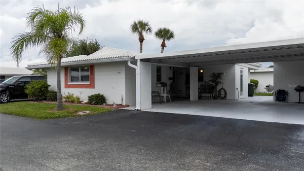 Property Slideshow image 2 of 21 | 1741 caribbean cir 13, Venice, FL, 34293