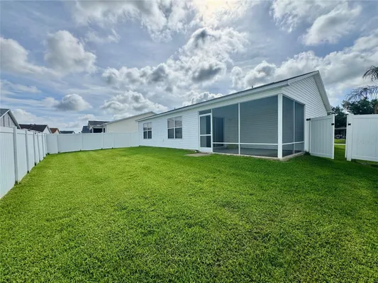 Property Slideshow image 2 of 12 | 892 nash loop, The Villages, FL, 32162