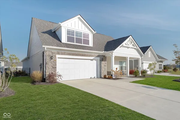 Property Slideshow image 2 of 43 | 2460 collins dr, Westfield, IN, 46074