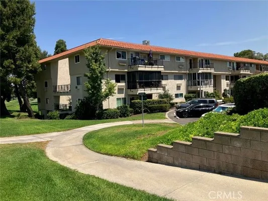 Property Slideshow image 3 of 3 | 2391 via maripoas 2g, Laguna Woods, CA, 92637