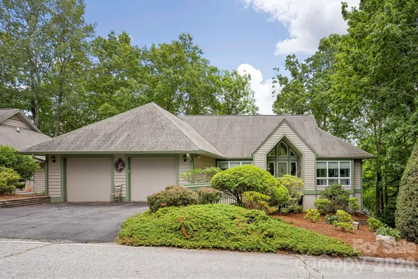 Property Slideshow image 2 of 41 | 129 forest view dr, Flat Rock, NC, 28731