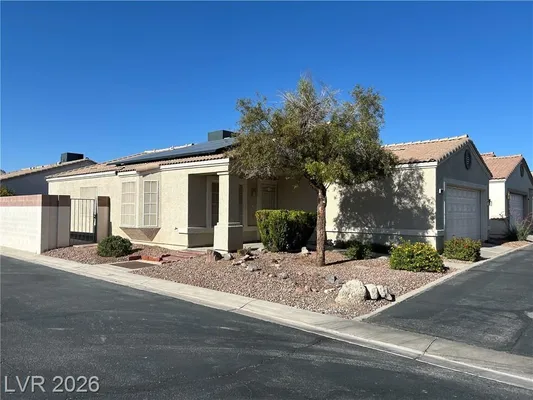 Property Slideshow image 2 of 29 | 5002 mascaro dr, Las Vegas, NV, 89122