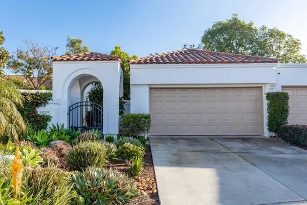 Property Slideshow image 3 of 58 | 4920 keos way, Oceanside, CA, 92056