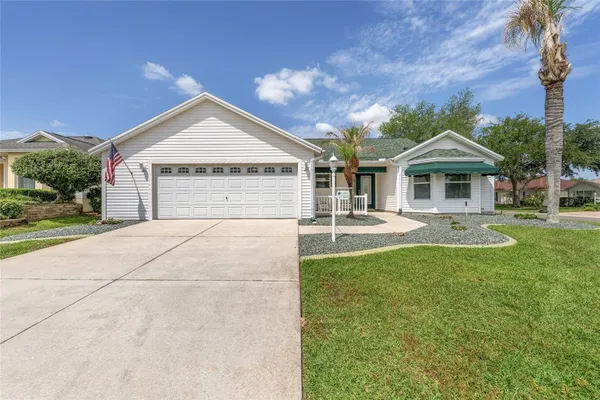 Property Slideshow image 3 of 50 | 17602 se 82nd woodlawn ave, The Villages, FL, 32162
