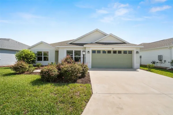 Property Slideshow image 2 of 36 | 986 davey ln, The Villages, FL, 32163