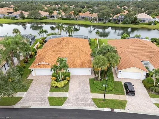 Property Slideshow image 3 of 27 | 5756 drummond way, Naples, FL, 34119