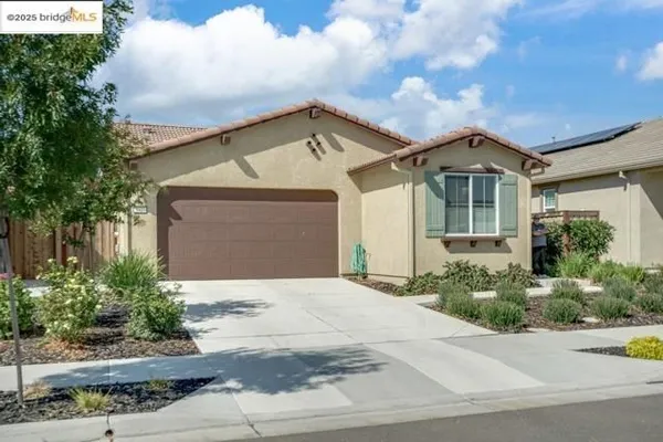Property Slideshow image 2 of 27 | 2323 espana ln, Rio Vista, CA, 94571