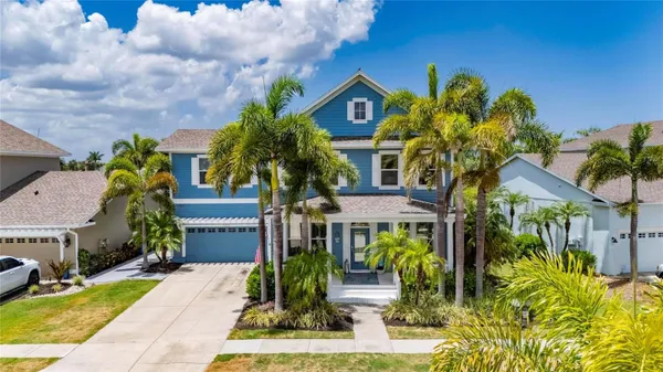 Property Slideshow image 2 of 100 | 5216 point harbor ln, Apollo Beach, FL, 33572