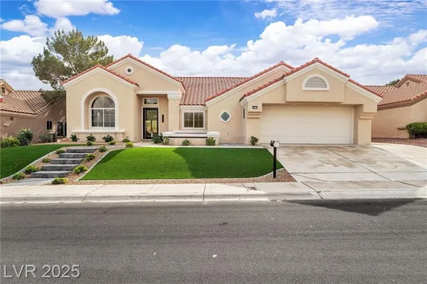 Property Slideshow image 2 of 69 | 8713 litchfield ave, Las Vegas, NV, 89134