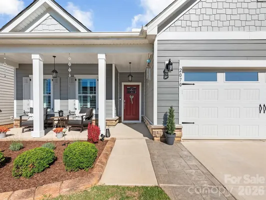 Property Slideshow image 2 of 40 | 2070 bonds ln, Fort Mill, SC, 29715