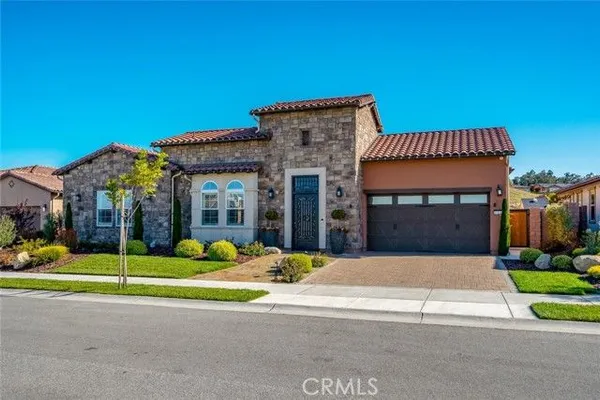 Property Slideshow image 2 of 75 | 981 trail view pl, Nipomo, CA, 93444