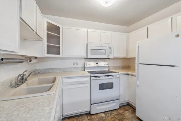 Property Slideshow image 3 of 22 | 495 s dayton st 10c, Denver, CO, 80247
