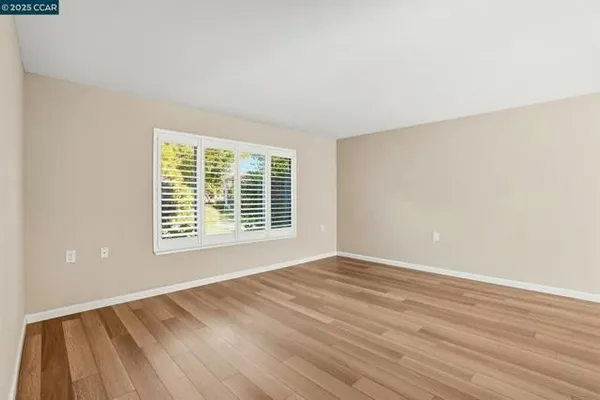 Property Slideshow image 3 of 29 | 2425 pine knoll dr 1, Walnut Creek, CA, 94595