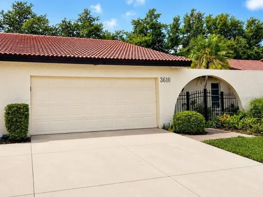 Property Slideshow image 2 of 32 | 3610 naranja way 8510, Sarasota, FL, 34232