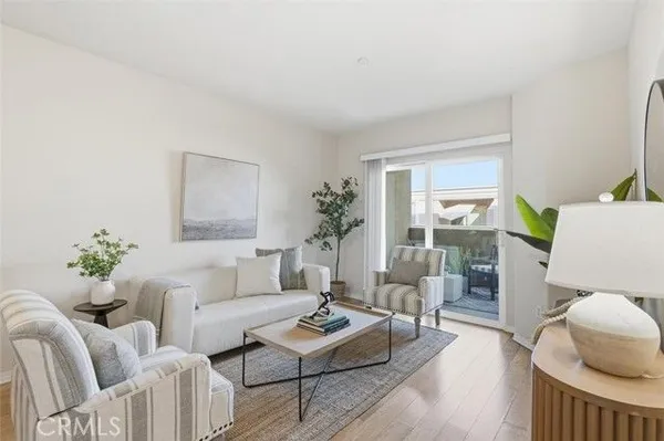 Property Slideshow image 2 of 31 | 2750 artesia blvd unit 341, Redondo Beach, CA, 90278