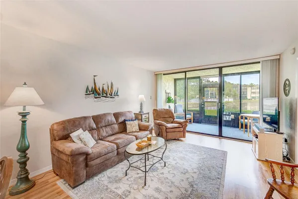 Property Slideshow image 3 of 35 | 14130 rosemary ln 4115, Largo, FL, 33774