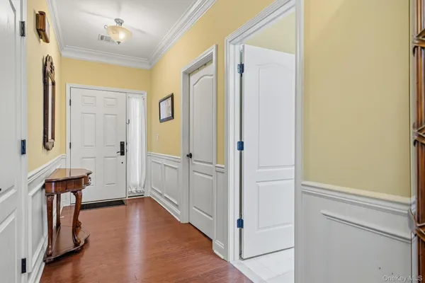 Property Slideshow image 3 of 39 | 111 jasmine dr, Middletown, NY, 10940