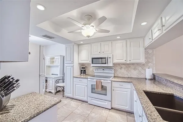 Property Slideshow image 3 of 46 | 13131 cross creek blvd 103, Fort Myers, FL, 33912