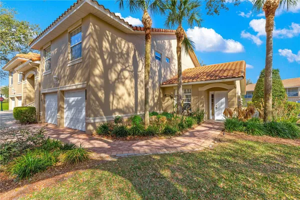 Property Slideshow image 2 of 39 | 5392 admiral way, Oxford, FL, 34484