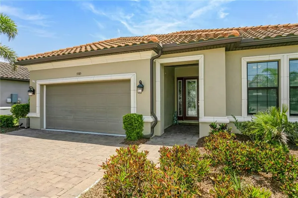 Property Slideshow image 2 of 67 | 5585 semolino st, Nokomis, FL, 34275