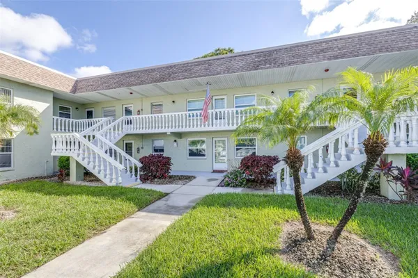 Property Slideshow image 2 of 38 | 1250 s pinellas ave 711, Tarpon Springs, FL, 34689