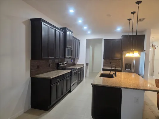 Property Slideshow image 3 of 47 | 356 bella cortina dr, Poinciana, FL, 34759