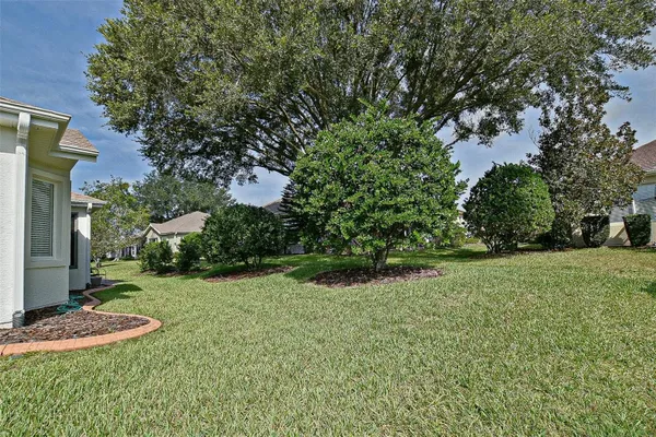 Property Slideshow image 3 of 44 | 9333 se 124th pl, Summerfield, FL, 34491
